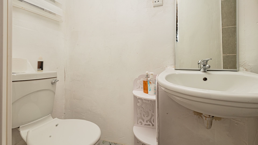 3 Bedroom Property for Sale in Sunningdale Western Cape